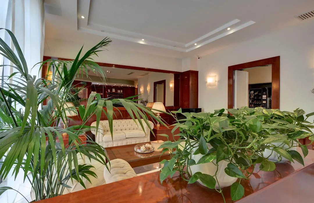 Astor Hotel-1